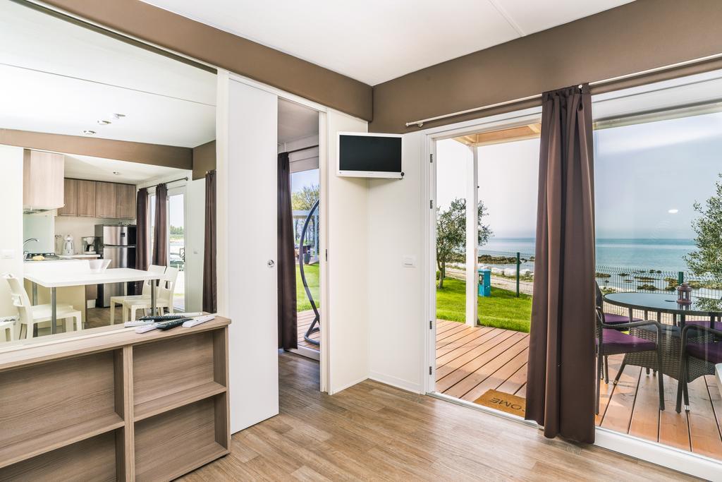 Mobile Homes Sunset Beach Замбратия Екстериор снимка