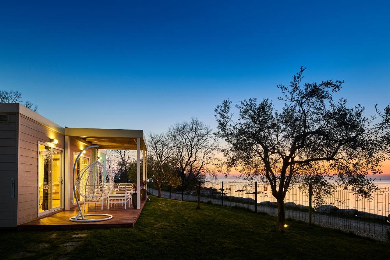 Mobile Homes Sunset Beach Замбратия Екстериор снимка